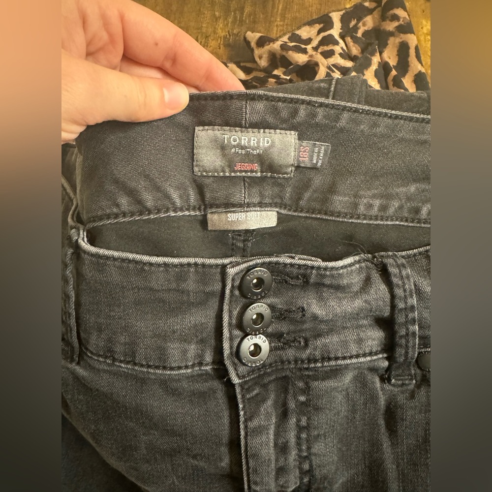 Torrid skinny jeans black